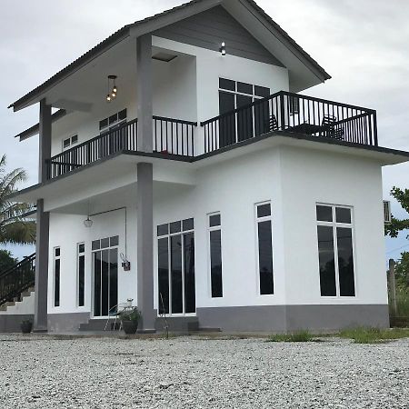 Rumah Sawah Homestay Pasir Puteh Esterno foto