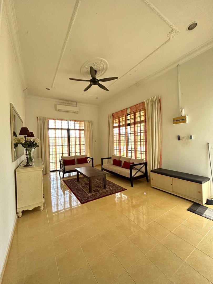 Rumah Sawah Homestay Pasir Puteh Esterno foto
